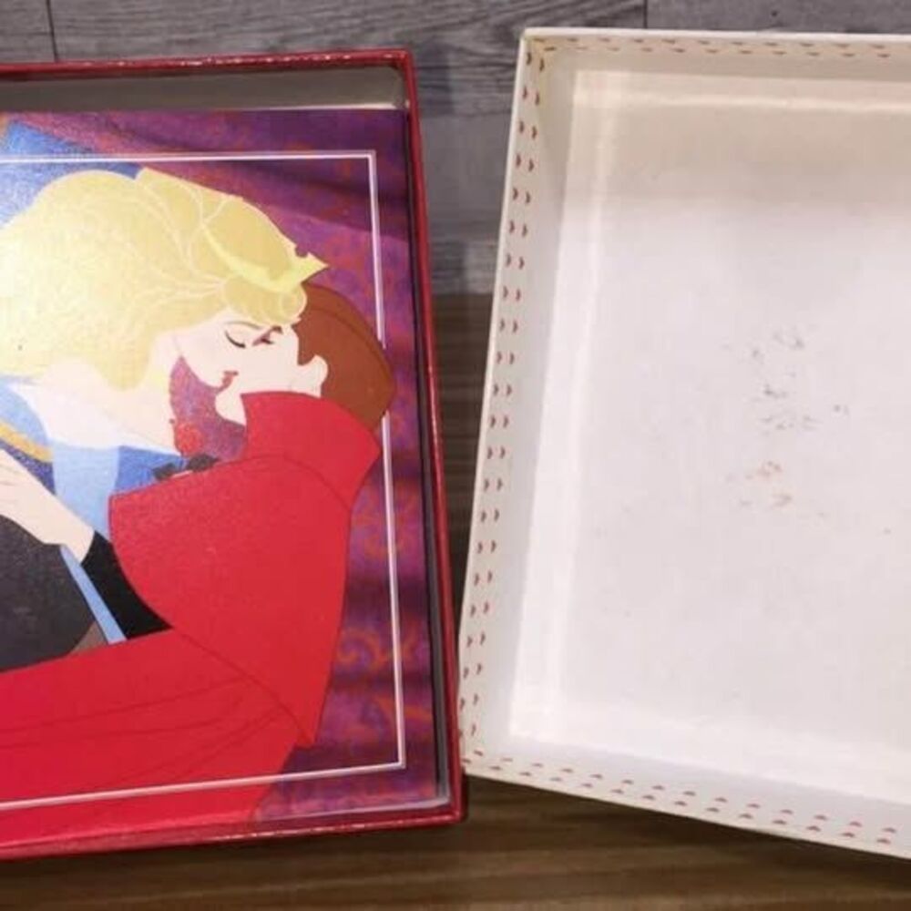 Vintage 1990’s The Disney Kiss Note Cards Read Description